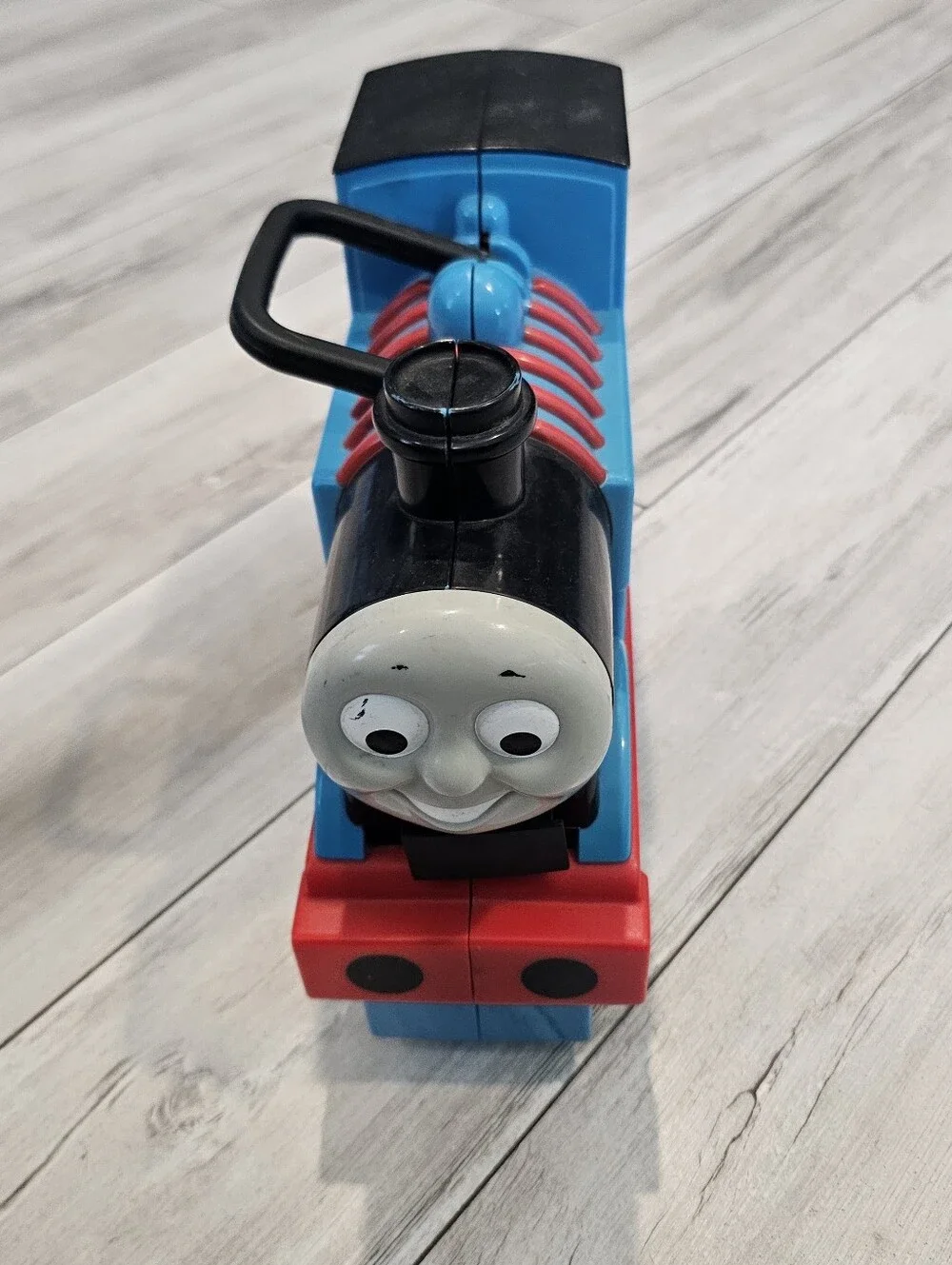Thomas The Train Case With Magnet Cars